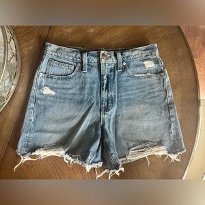 EUC Madewell Relaxed Denim Shorts size 27